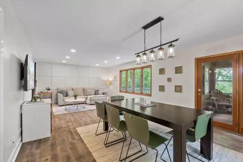 8401 Meadow Lake Rd N, New Hope, MN 55428