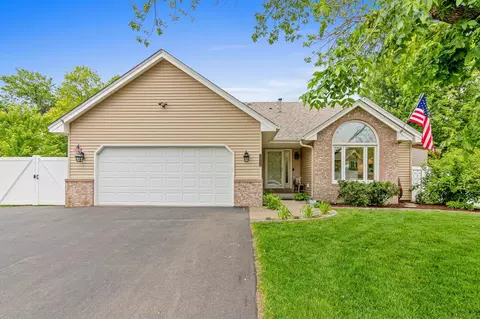13130 55th Pl N, Plymouth, MN 55442