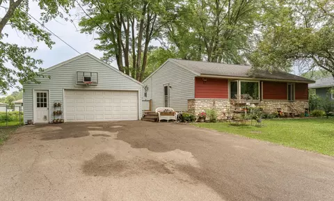 1309 28th St SE, Rochester, MN 55904