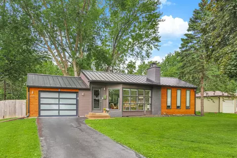 2913 Major Ave N, Golden Valley, MN 55422