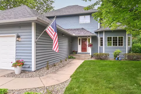 6490 White Dove Dr, Excelsior, MN 55331
