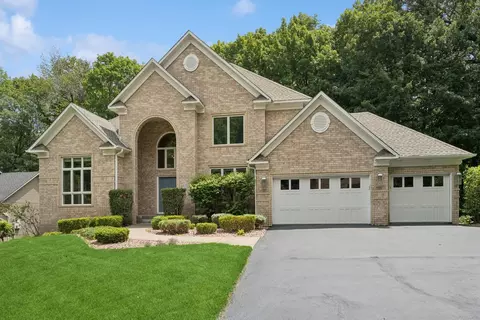 2079 Boulder Rd, Chanhassen, MN 55317