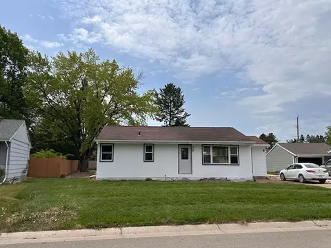 709 Summit St, Aurora, MN 55705