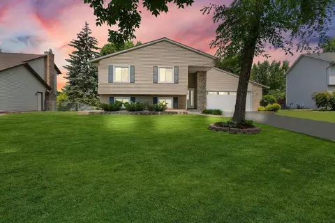7390 Irvin Ave S, Cottage Grove, MN 55016