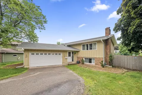 7317 Candlewood Dr, Brooklyn Park, MN 55445
