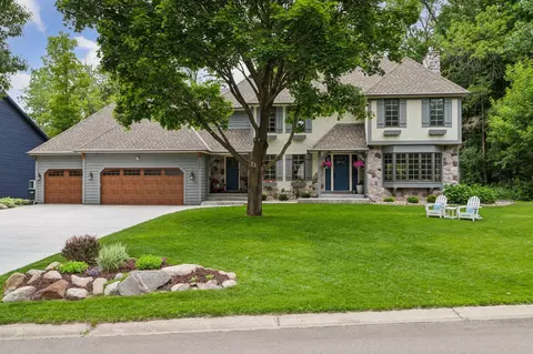 1561 Creek Run Trl, Excelsior, MN 55331