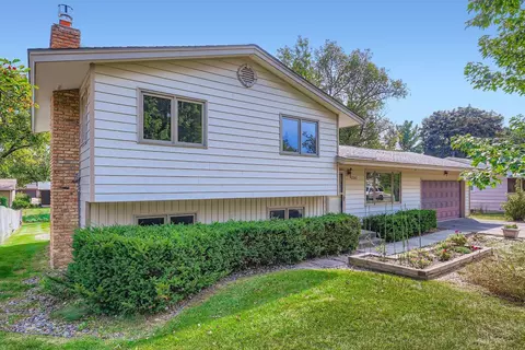 2345 Stinson Blvd, New Brighton, MN 55112