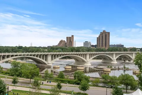 401 S 1st St #415, Minneapolis, MN 55401