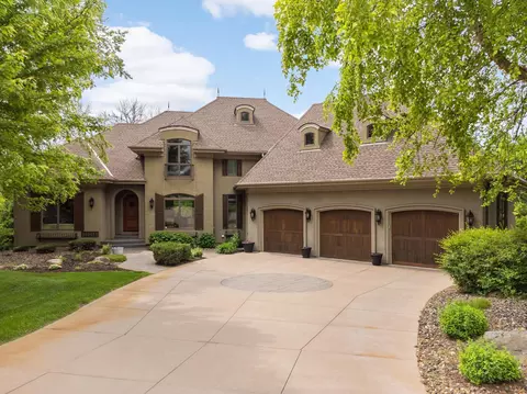 21016 France Blvd, Lakeville, MN 55044