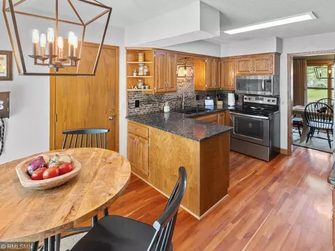 Kitchen - 3920 Linden Cir, Excelsior, MN 55331 photo 7 of 8