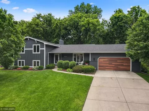 Exterior - 3920 Linden Cir, Excelsior, MN 55331 photo 10 of 14