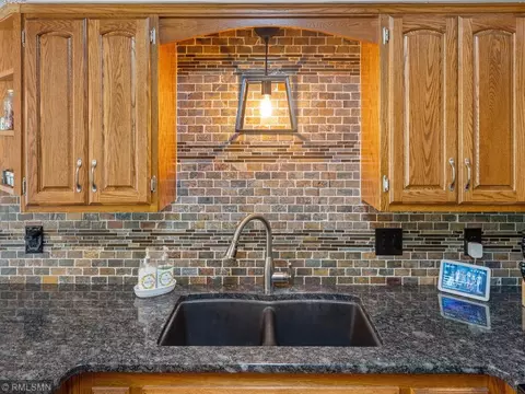 Kitchen - 3920 Linden Cir, Excelsior, MN 55331 photo 3 of 8