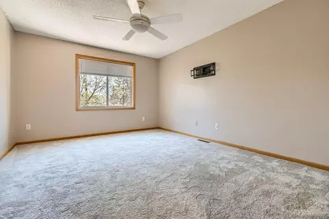 Bedroom - 604 Crane Creek Ln, Eagan, MN 55121 photo 1 of 7