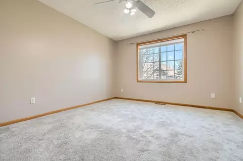Bedroom - 604 Crane Creek Ln, Eagan, MN 55121 photo 6 of 7