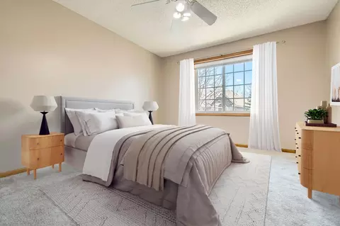 Bedroom - 604 Crane Creek Ln, Eagan, MN 55121 photo 4 of 7