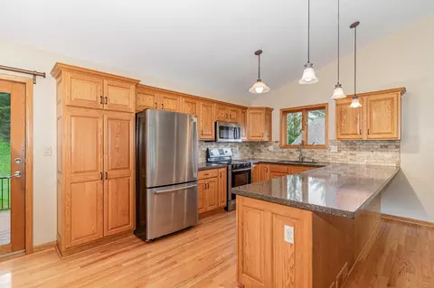 739 Hallstrom Dr, Red Wing, MN 55066 photo 10