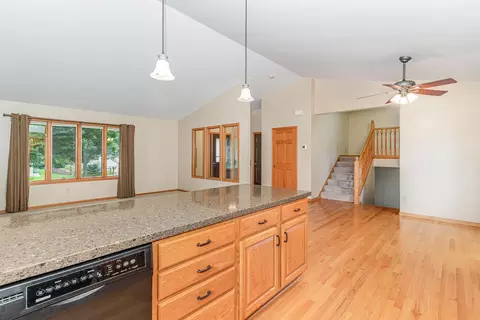 739 Hallstrom Dr, Red Wing, MN 55066 photo 12