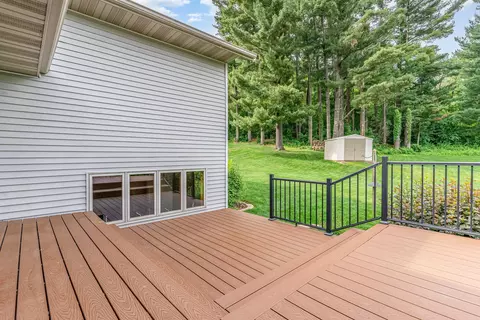 739 Hallstrom Dr, Red Wing, MN 55066 photo 29