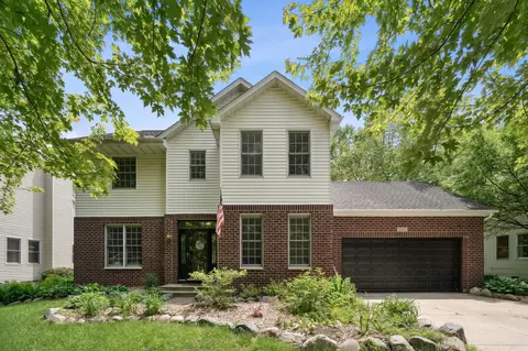 16931 Hanover Ln, Eden Prairie, MN 55347