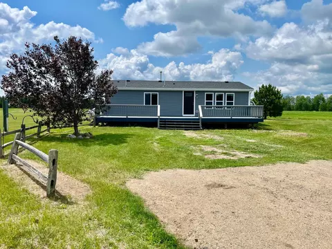 17109 River Rd, Grand Rapids, MN 55744