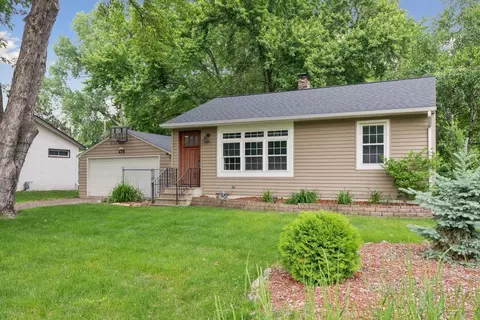 635 Emil Ave, Shoreview, MN 55126