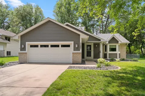 11807 Georgia Ave N, Champlin, MN 55316