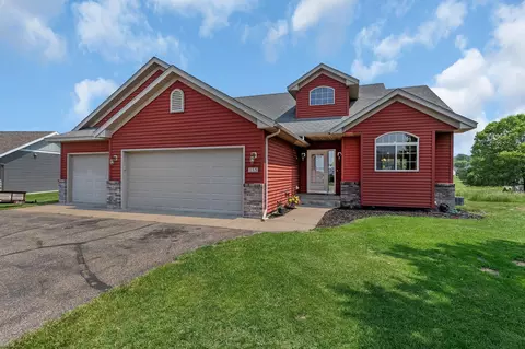 113 Rookery Dr, Cold Spring, MN 56320