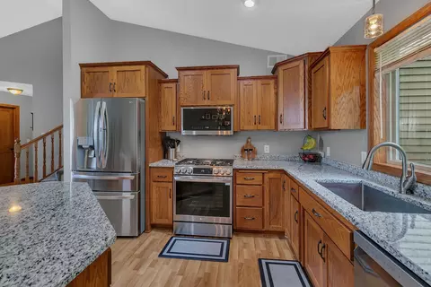 823 Morningside Loop, Saint Joseph, MN 56374 photo 7