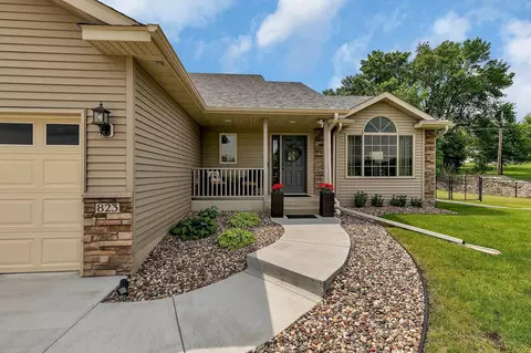 823 Morningside Loop, Saint Joseph, MN 56374 photo 3