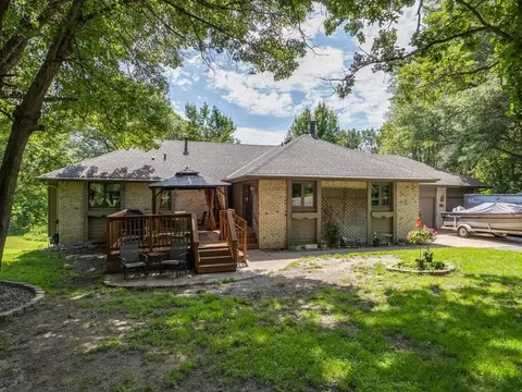 18241 Dahlia St NW, Oak Grove, MN 55011