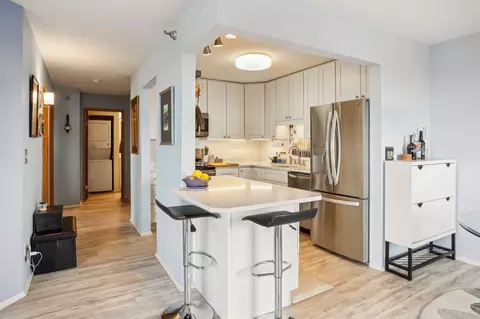 78 10th St E #3009, Saint Paul, MN 55101