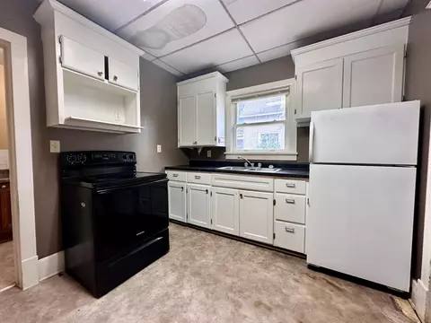506 W Marshall St, Marshall, MN 56258 photo 16