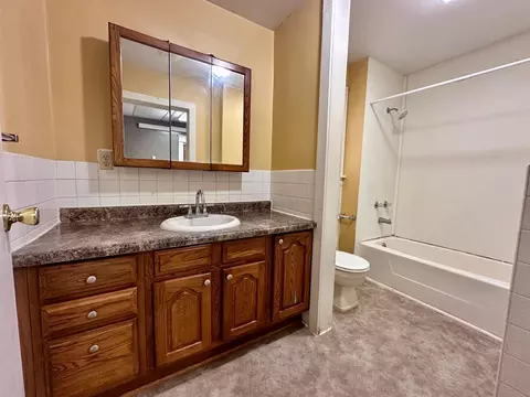 506 W Marshall St, Marshall, MN 56258 photo 18