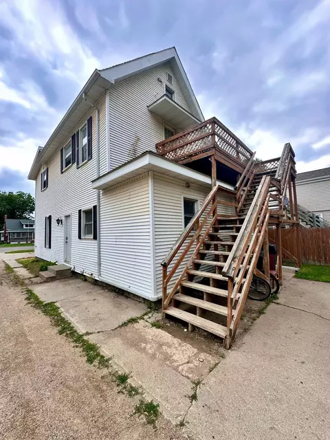 506 W Marshall St, Marshall, MN 56258 photo 24