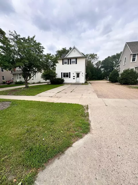 506 W Marshall St, Marshall, MN 56258 photo 26