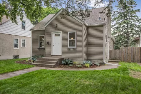 3933 Scott Ave N, Robbinsdale, MN 55422