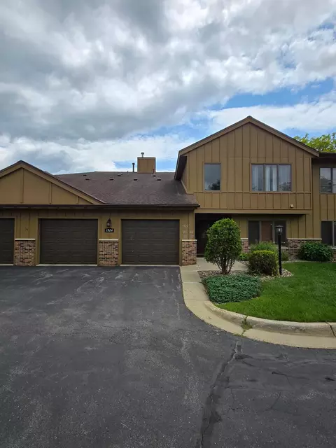 1924 Greenfield Ln SW #201, Rochester, MN 55902