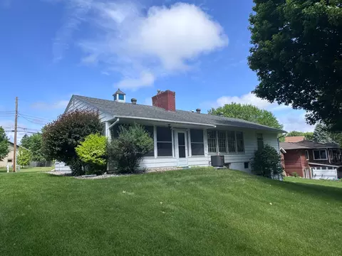 2814 Lakeview Dr, Fergus Falls, MN 56537