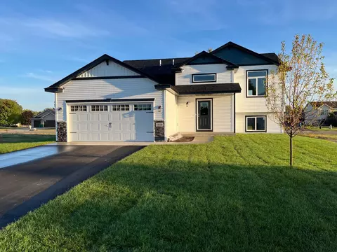 704 3rd Ave SE, Cold Spring, MN 56320