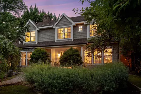 5136 Indianola Ave, Edina, MN 55424
