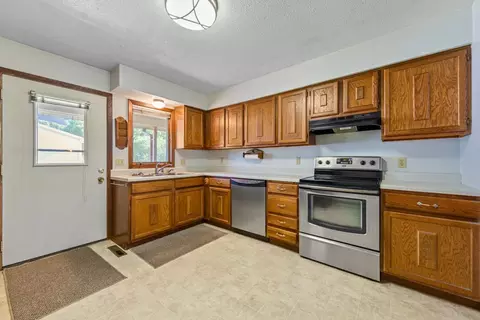Kitchen - 635 5th St, Windom, MN 56101 photo 1 of 3
