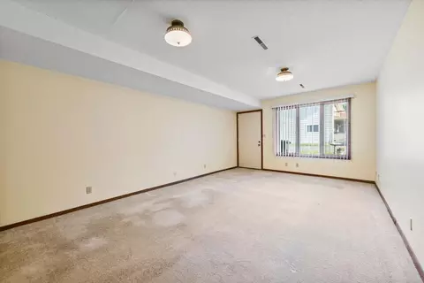Living - 635 5th St, Windom, MN 56101 photo 8 of 9