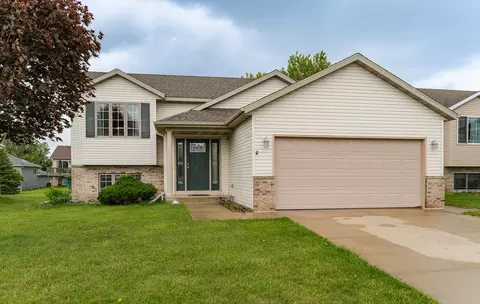 2702 Ashland Pl NW, Rochester, MN 55901