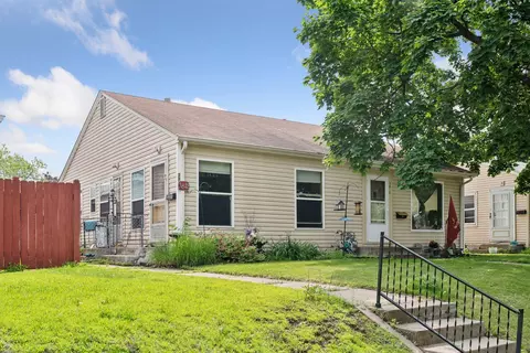 3810 Regent Ave N, Robbinsdale, MN 55422
