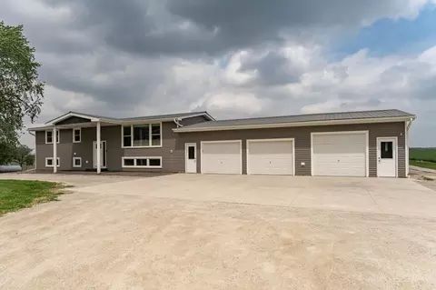 27670 600th St, Mantorville, MN 55955