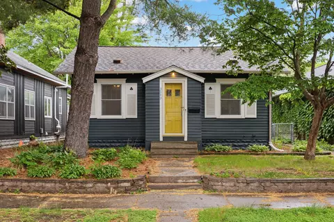 3949 43rd Ave S, Minneapolis, MN 55406