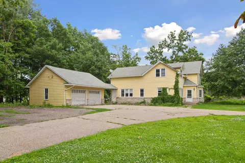 25485 Highway 7, Shorewood, MN 55331