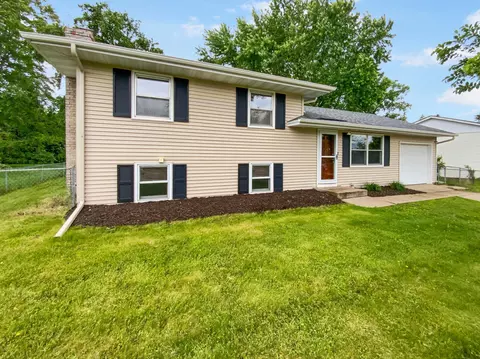 8337 80th St S, Cottage Grove, MN 55016