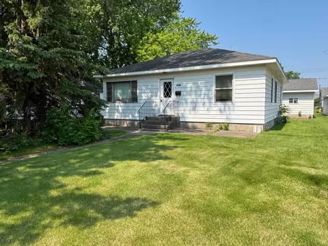 609 11th St N, Benson, MN 56215