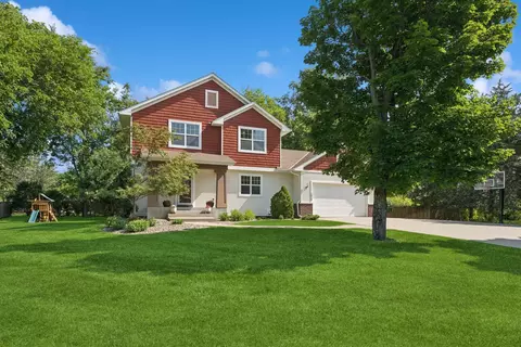 1020 Bliss Ln, Bloomington, MN 55431